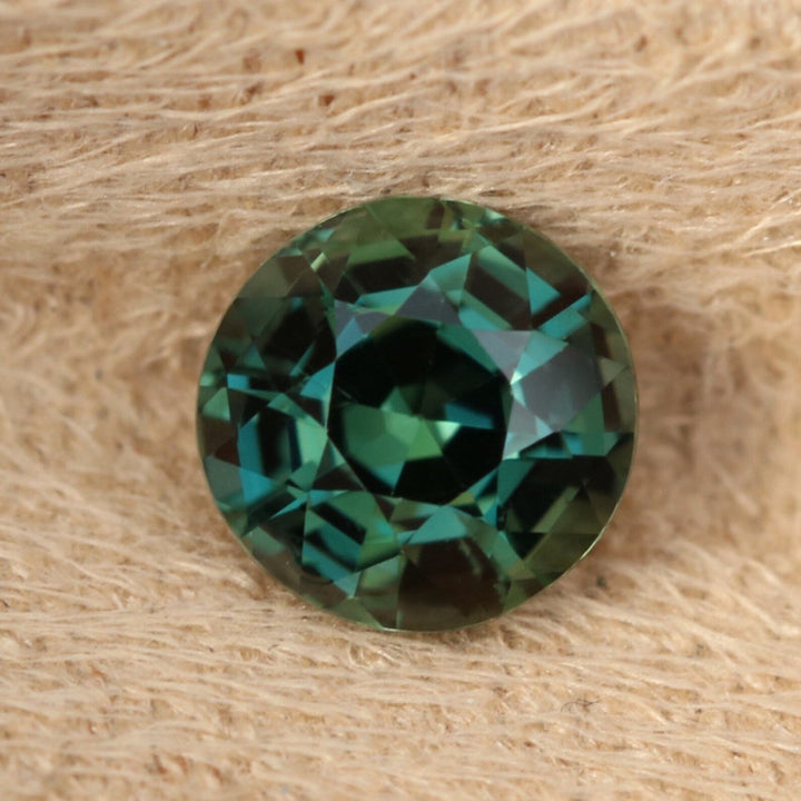 1.10 Ct Round Cut Green Sapphire, 6.0mm x 6.0mm x 4.3mm By Valley Rose