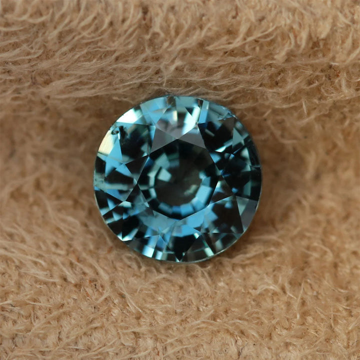 1.10 Ct Round Cut Teal Sapphire, 6.1mm x 6.1mm x 3.7mm By Valley Rose