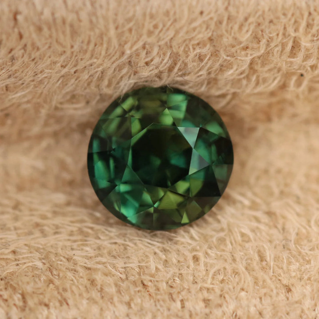 1.12 Ct Round Cut Bi-Color Teal Green Sapphire, 5.9mm x 5.9mm x 4.2mm By Valley Rose