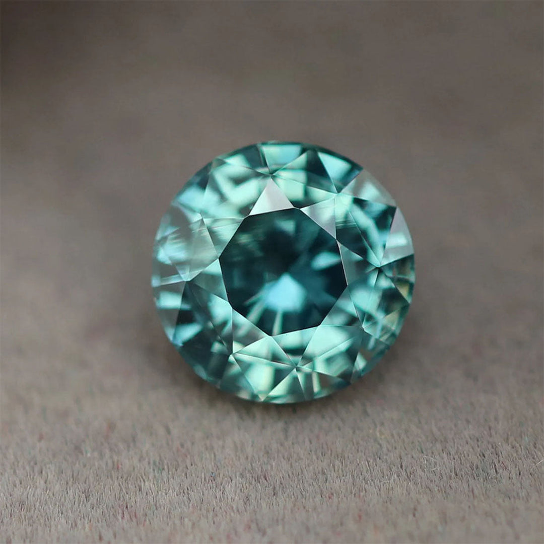 1.14 Ct Round Cut Teal Sapphire, 6.1mm x 6.1mm x 4.2mm By Valley Rose