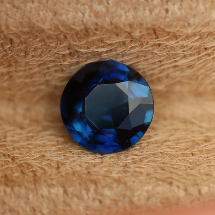 1.22 Ct Round Cut Blue Sapphire, 6.6mm x 6.6mm x 3.5mm By Valley Rose