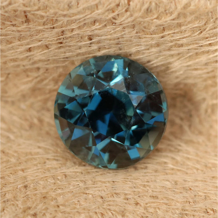1.30 Ct Round Cut Teal Sapphire, 6.2mm x 6.2mm x 4.6mm By Valley Rose