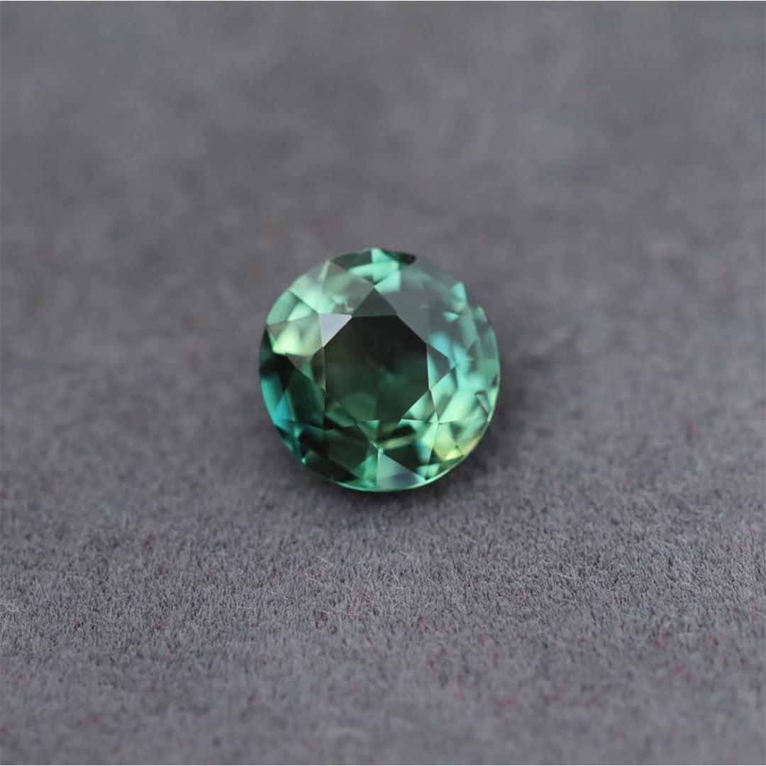 1.35 Ct Round Cut Green Sapphire, 6.8mm x 6.8mm x 3.7mm By Valley Rose