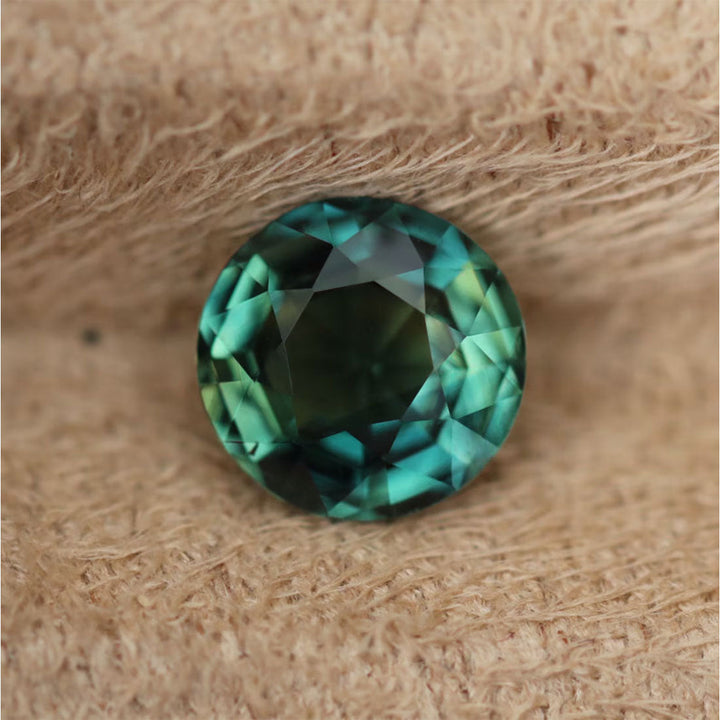 1.35 Ct Round Cut Green Sapphire, 6.8mm x 6.8mm x 3.7mm By Valley Rose