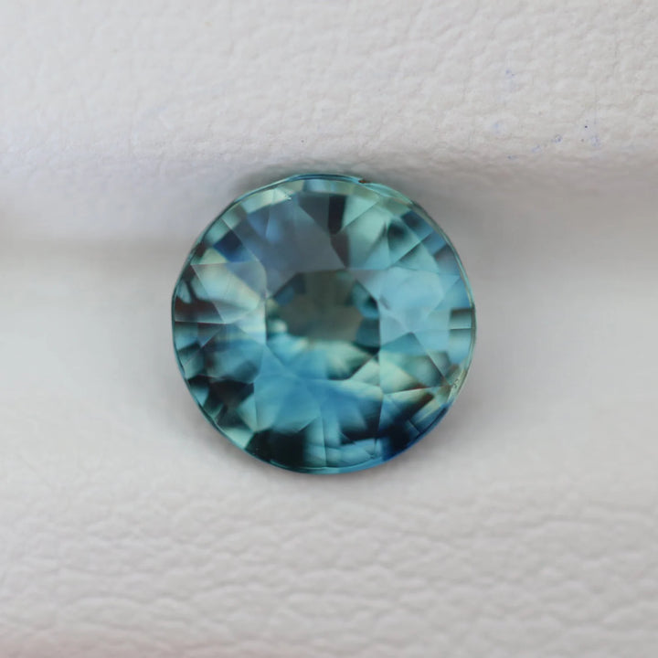 1.50 Ct Round Cut Bi-Color Teal Green Sapphire, 6.8mm x 6.8mm x 4.2mm By Valley Rose