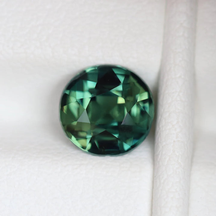 1.52 Ct Round Cut Bi-Color Teal Green Sapphire, 6.8mm x 6.5mm x 4.3mm By Valley Rose