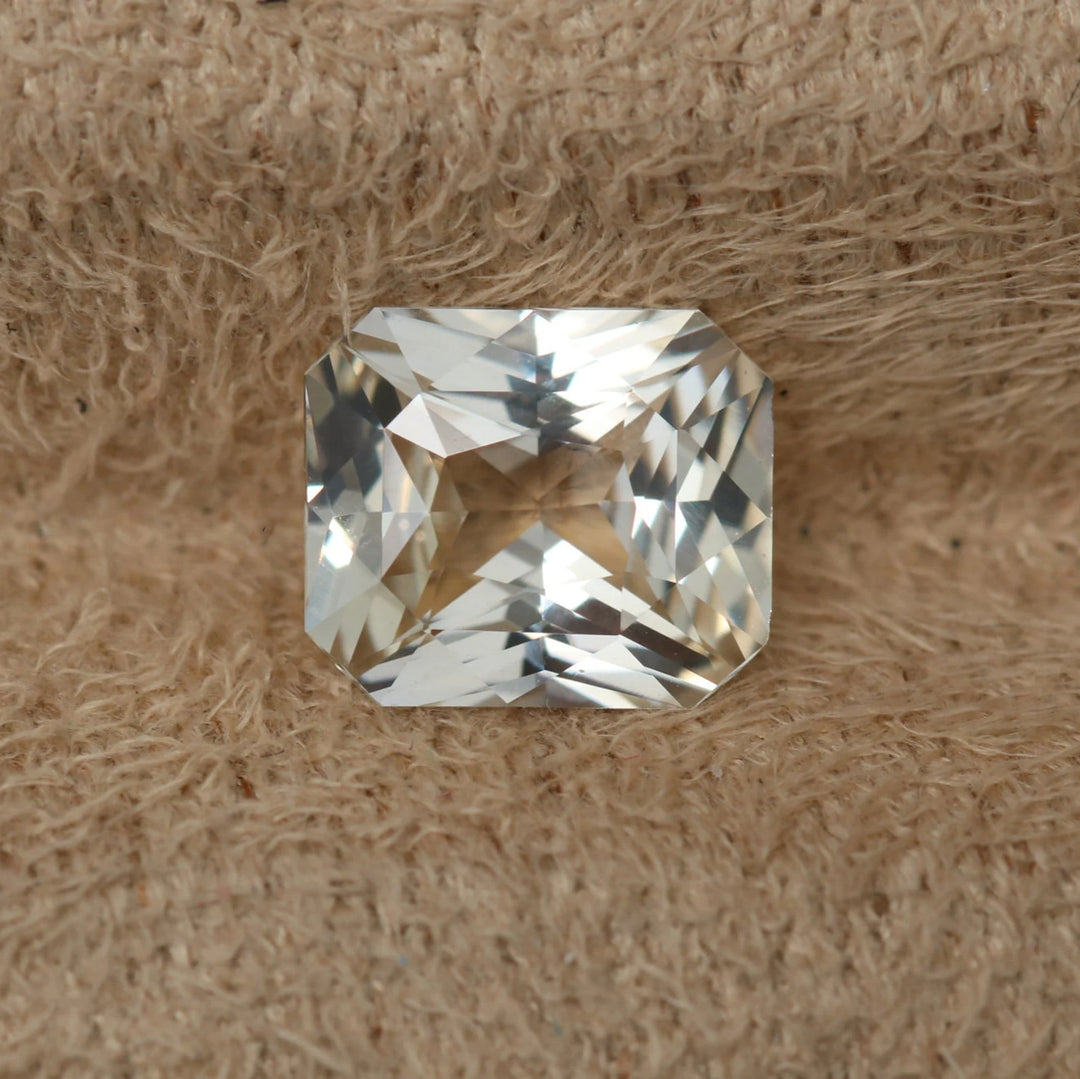 1.66 Ct Asscher Cut Pastel Peach Sapphire, 7.4mm x 6.3mm x 3.9mm By Valley Rose