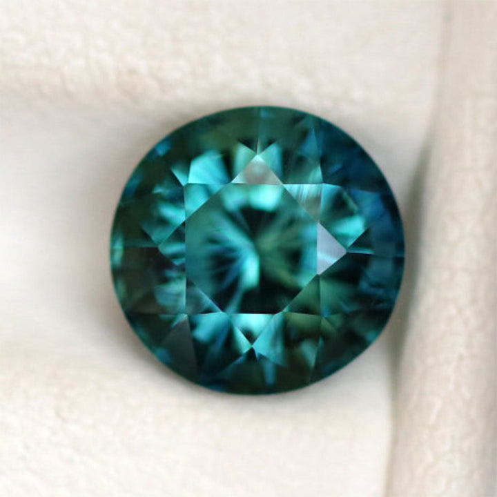 2.24 Ct Round Cut Teal Sapphire, 7.1mm x 7.0mm x 5.6mm By Valley Rose