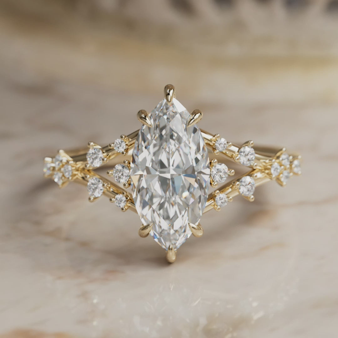 Anillo de compromiso vintage único con diamante de laboratorio Luminara Marquise