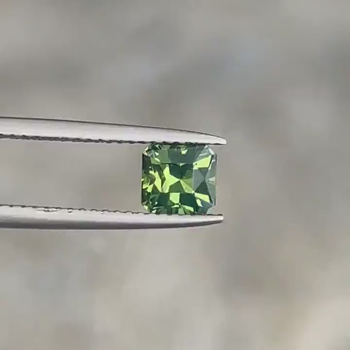 1.26 Ct Asscher Cut Bi-Color Green Yellow Sapphire, 5.5mm x 5.4mm x 4.5mm