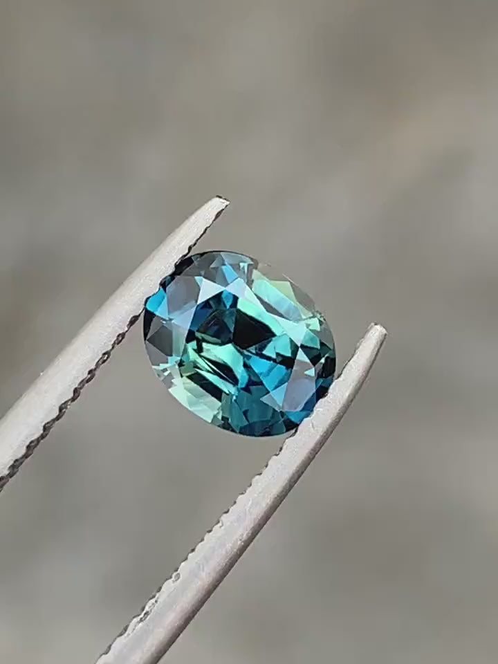 Zafiro azul teal ovalado de 1.14 Ct, 7.1mm x 5.7mm x 3.7mm