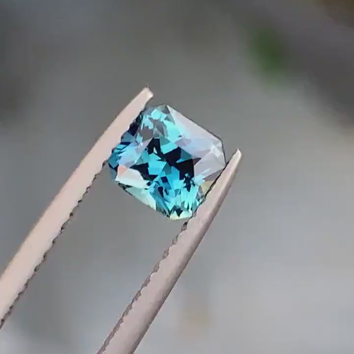 0.98 Ct Asscher Cut Bi-Color Teal Green Sapphire, 5.2mm x 5.0mm x 3.8mm
