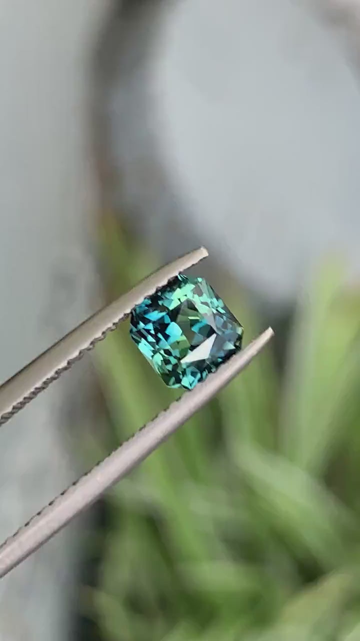 1.09 Ct Asscher Cut Bi-Color Teal Green Sapphire, 5.7mm x 5.4mm x 3.9mm