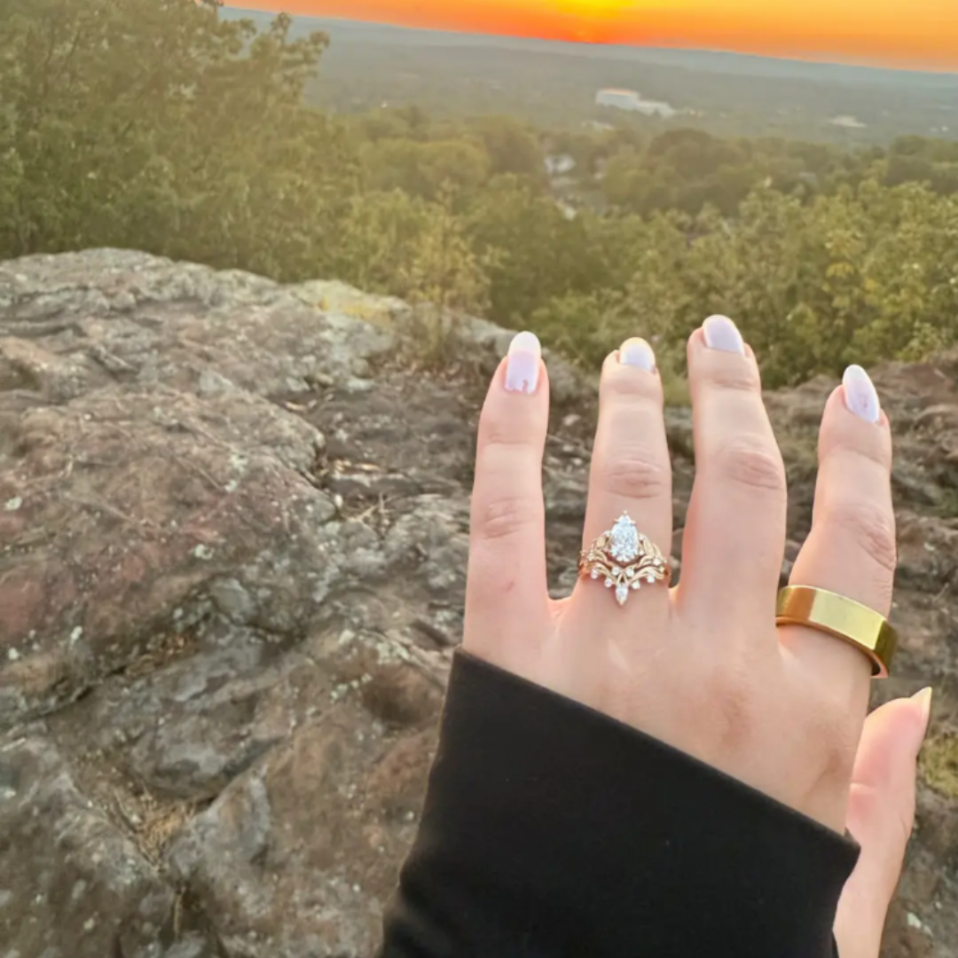 Capture the Sparkle: How to Choose the Right Photographer for Your Engagement Proposal