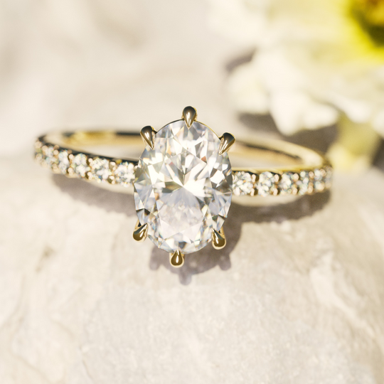 Choosing the Perfect Engagement Ring: A Guide to Styles, Metals, and Gemstones