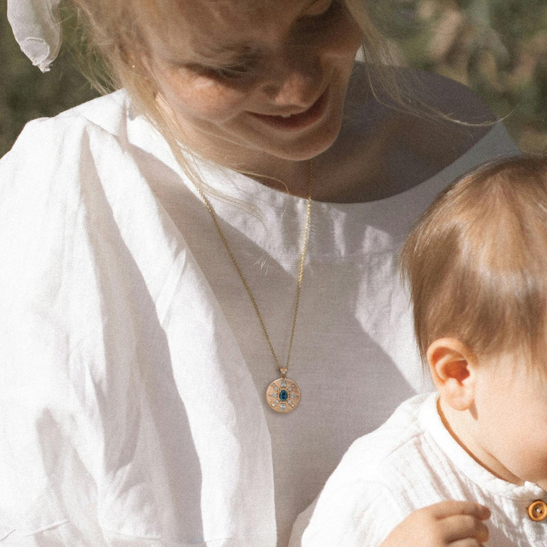 Mother's Day Gift Guide: 5 Delightful and Customized Jewelry Presents