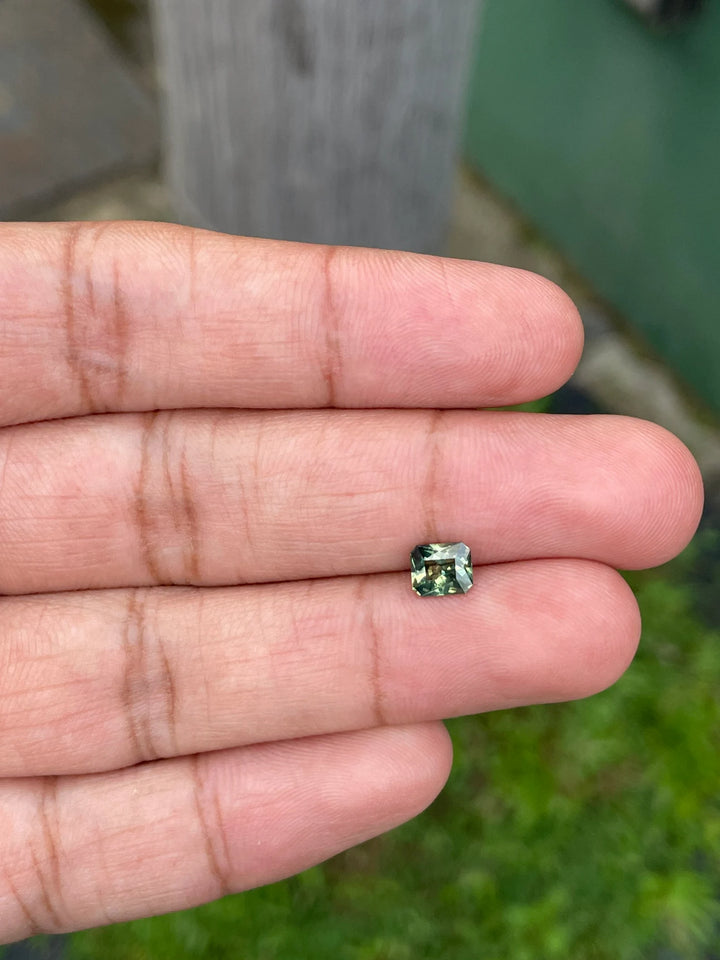 0.92 Ct Radiant Cut Bi-Color Green Yellow Sapphire, 5.8mm x 4.9mm x 3.4mm By Valley Rose