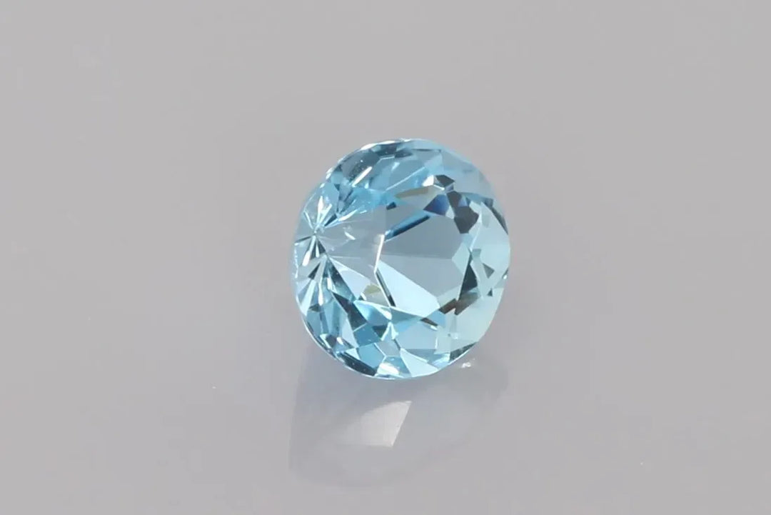 1.00ct Round Natural Aquamarine (Colour Blue, Clarity Eye Clean, Cut Faceted)
