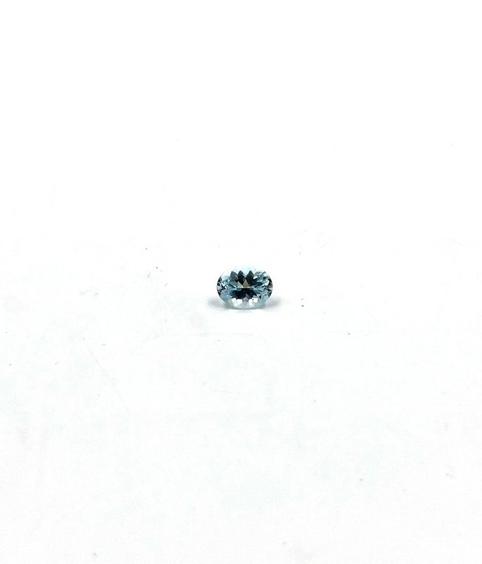 1.07ct Oval Natural Aquamarine (Colour Blue, Clarity Moderately Included, Cut Faceted)