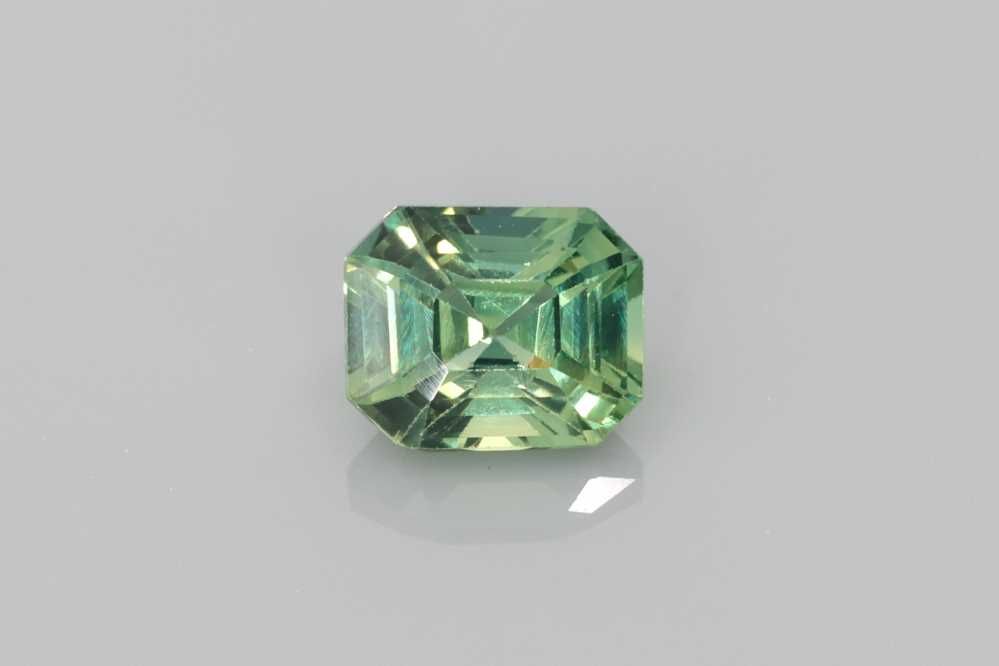 1.17ct Emerald Natural Sapphire (Colour Green, Clarity Eye Clean, Cut Faceted)