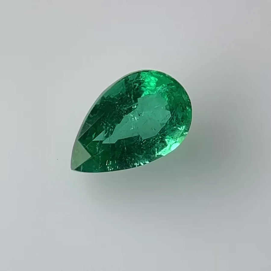 1.83ct Pear Natural Emerald (Colour Green, Clarity Slightly Included, Cut Faceted)
