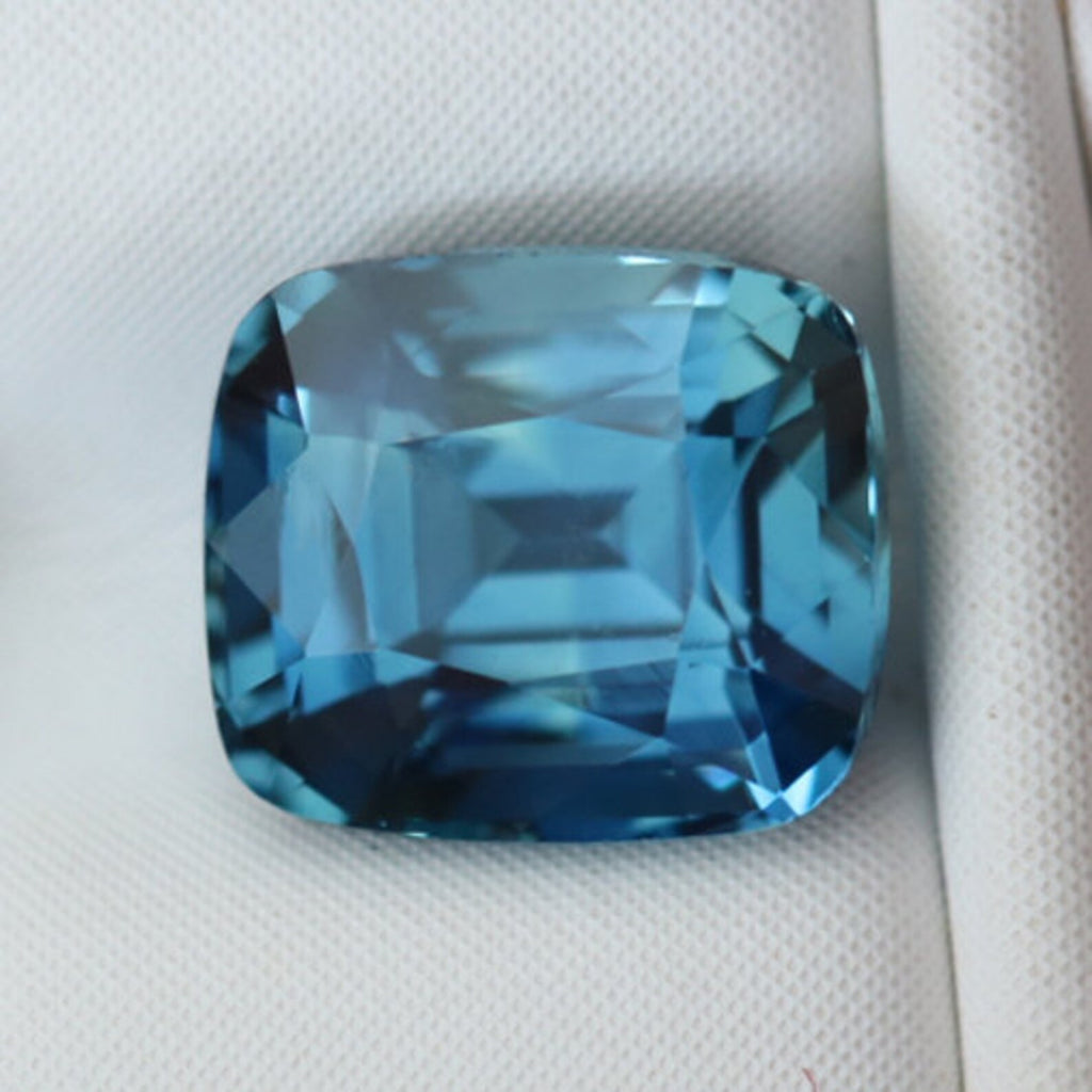 1.17 Ct Cushion Cut Teal Sapphire, 5.9mm x 5.1mm x 4mm By Valley Rose