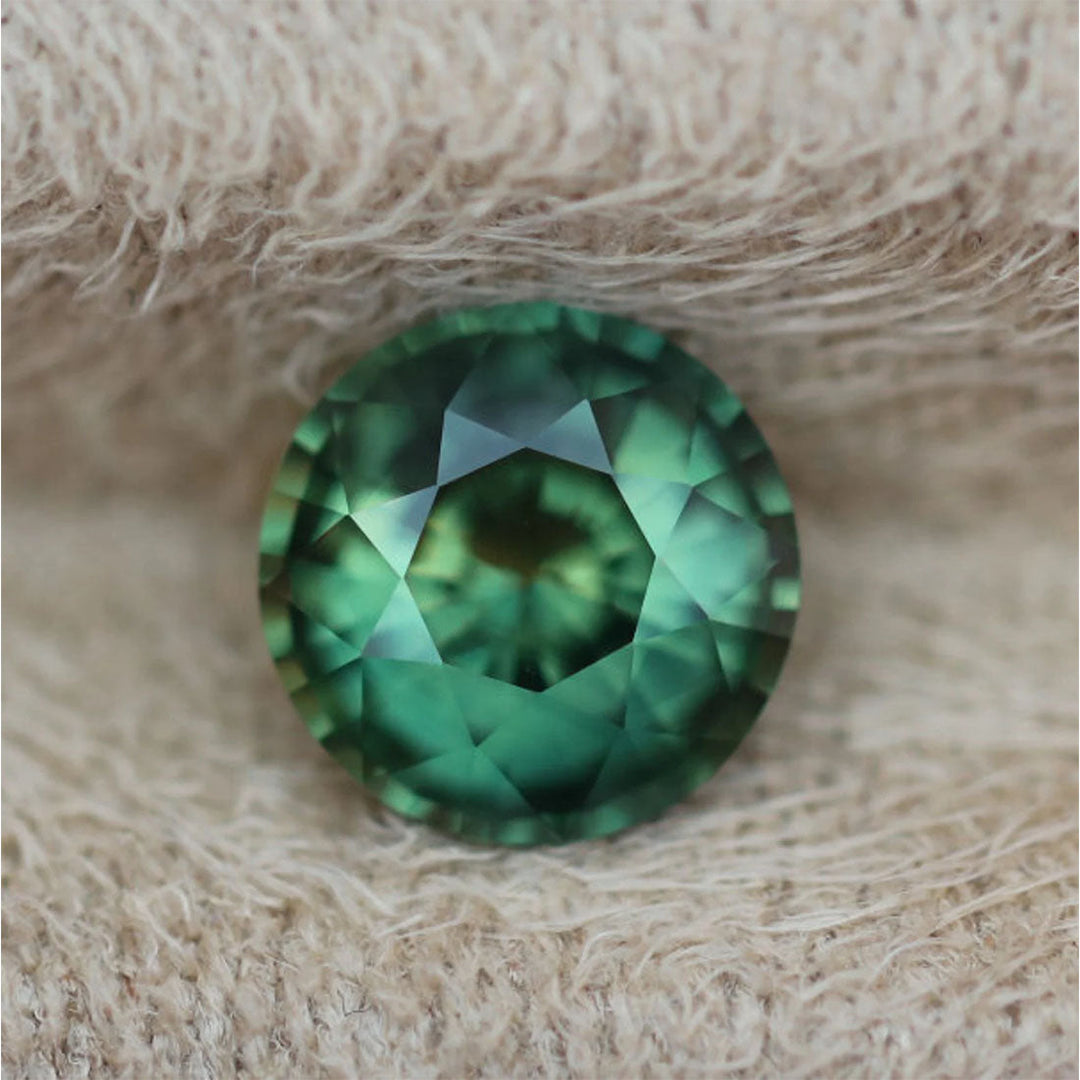 1.57 Ct Round Cut Green Sapphire, 7.1mm x 7.1mm x 4.1mm By Valley Rose