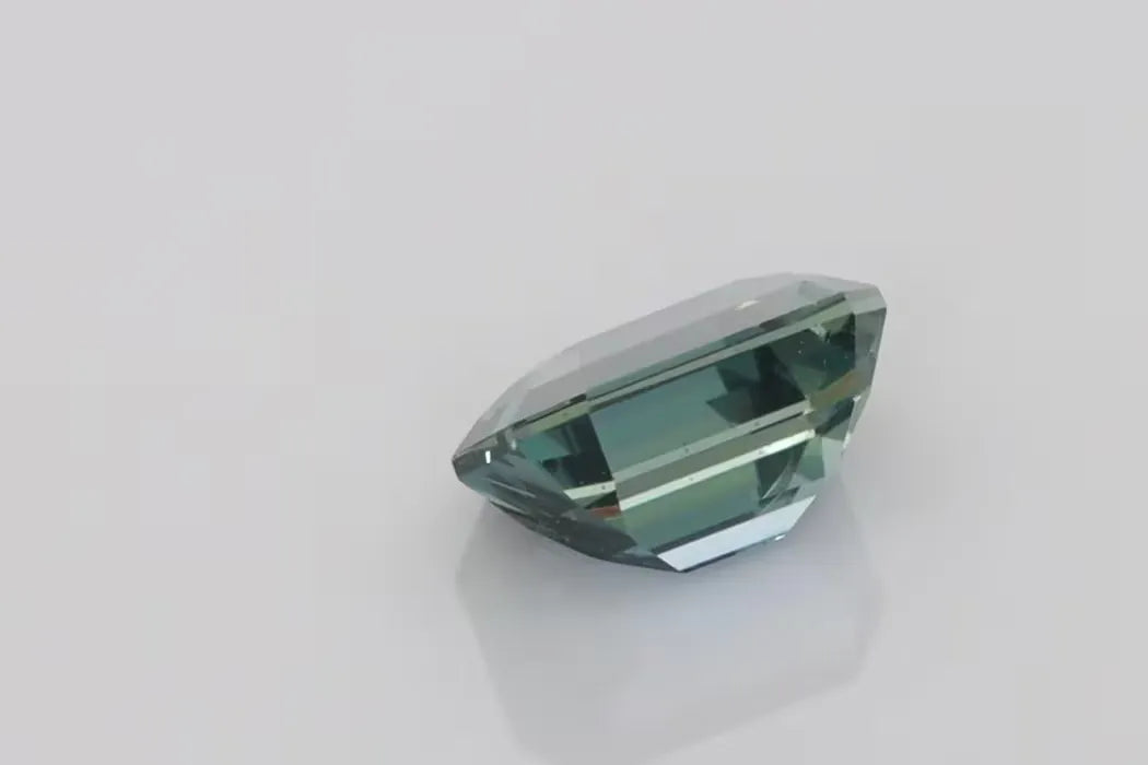 2.06ct Emerald Natural Sapphire (Colour Purple, Clarity Eye Clean, Cut Faceted)
