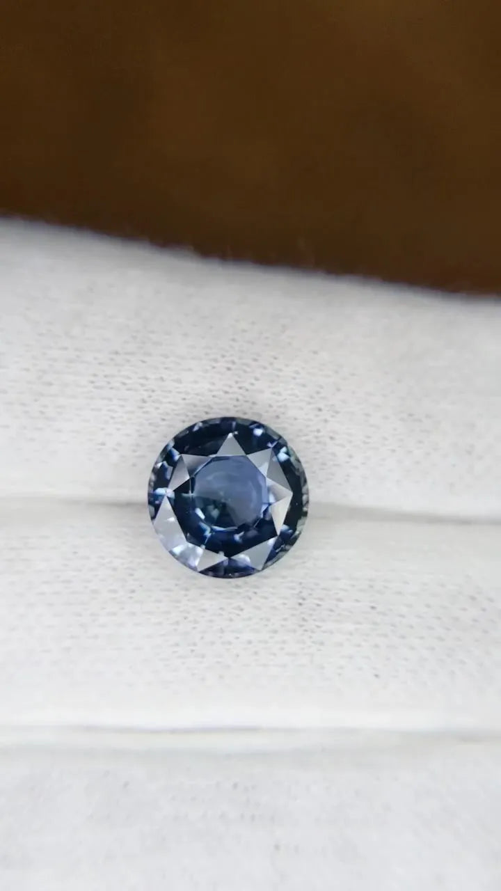 4.06ct Round Natural Sapphire (Colour Green, Clarity Eye Clean, Cut Faceted)