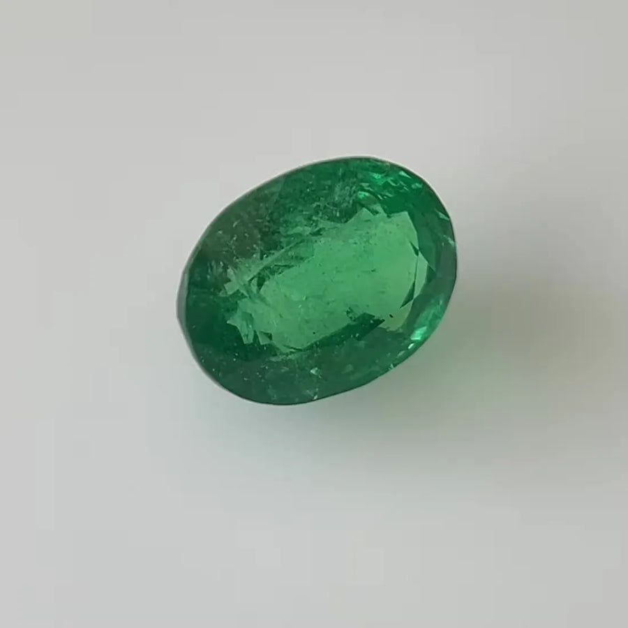 4.32ct Oval Natural Emerald (Colour Green, Clarity Slightly Included, Cut Faceted)