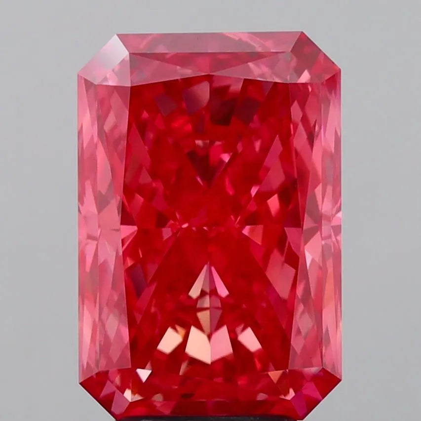 5.02ct Radiant Lab Grown Diamond (Colour Fancy Vivid Pink, Clarity VVS2, IGI Certified)