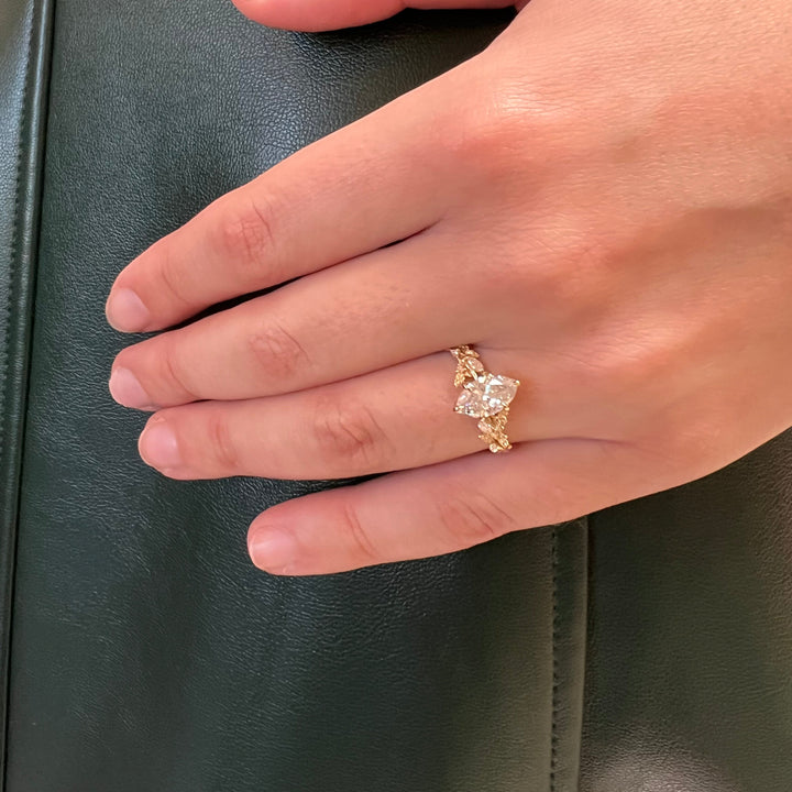 Rosenholz Marquise 1 Ct Nebeliger Diamant Verlobungsring (Versandbereit)