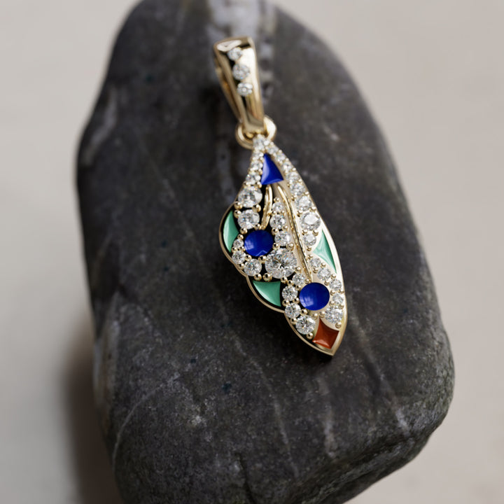 Mariposa Pendant Unique Nature Butterfly Lab Diamond Necklace in Morpho Blue