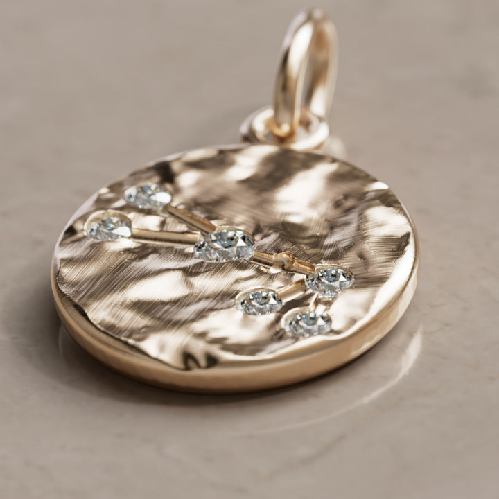 Zawieszka Moneta z Laboranckim Diamentem Znaku Zodiaku Konstelacja Byka