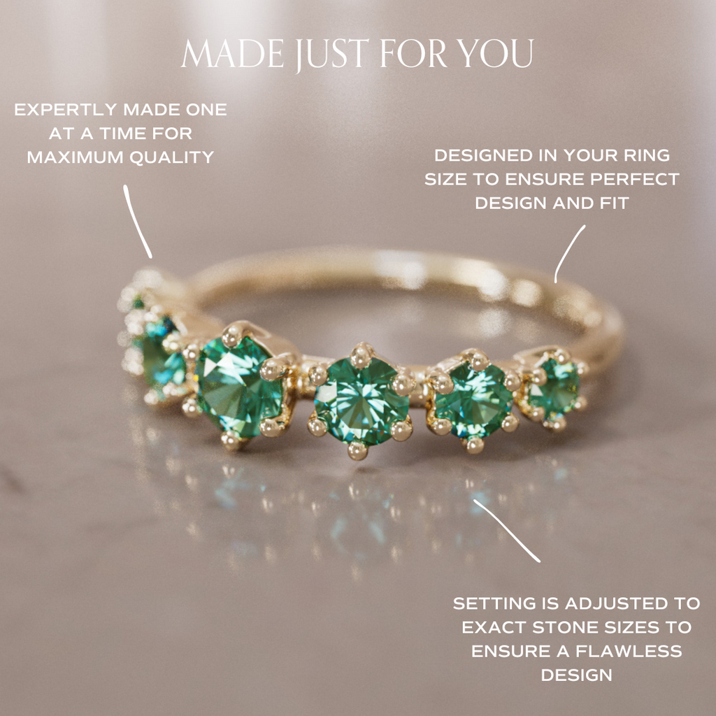 Helena Ring, Green Sapphire