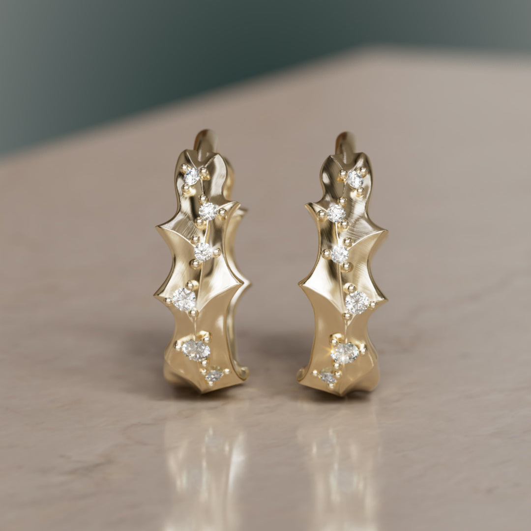 Boucles d'oreilles uniques en forme de cerceau Pissenlit avec feuille naturelle et diamants de laboratoire
