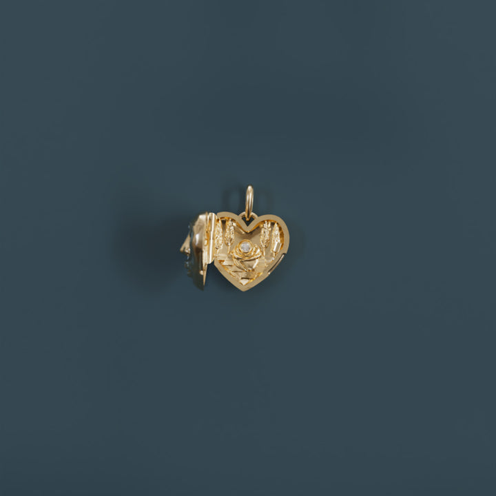 Dolly Locket Trompe-l'œil Surrealist Einzigartiger Herzanhänger mit Labor-Diamant Goldanhänger