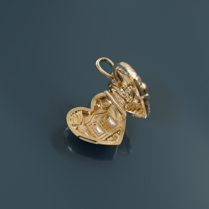 Dolly Locket Trompe-l'œil Surrealist Einzigartiger Herzanhänger mit Labor-Diamant Goldanhänger