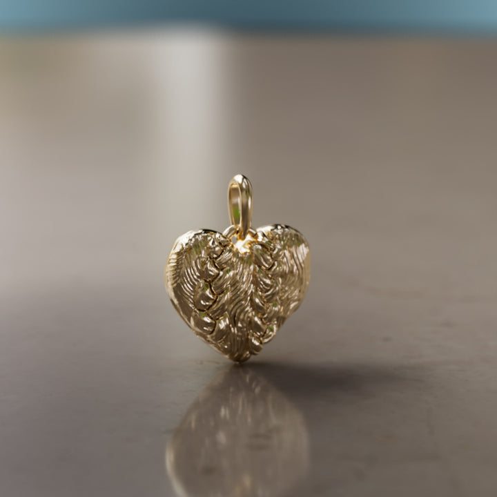 Dolly Locket Trompe-l'œil Surrealist Einzigartiger Herzanhänger mit Labor-Diamant Goldanhänger