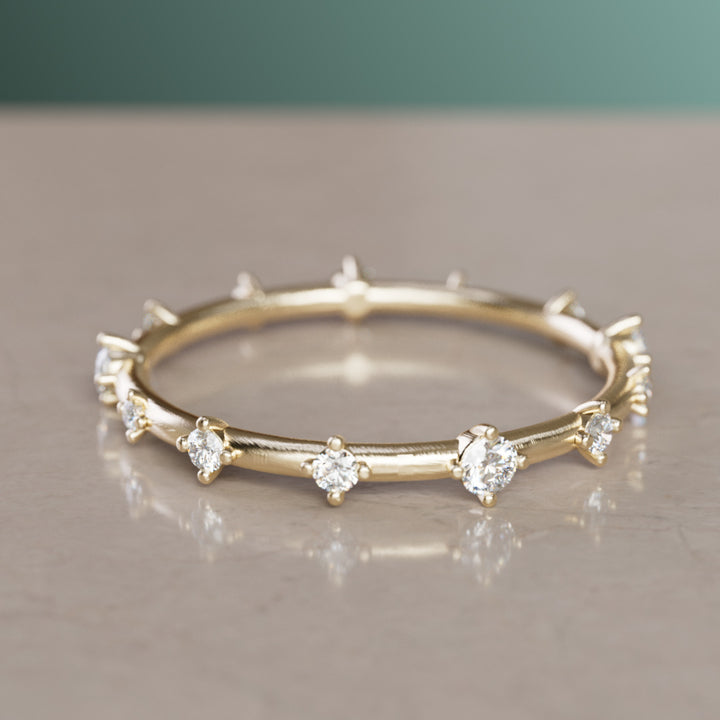 Anello Eternità Celestiale Galaxy con Diamante da Laboratorio (Pronto per la Spedizione)