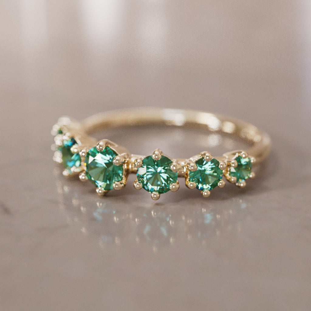 Helena Ring, Green Sapphire