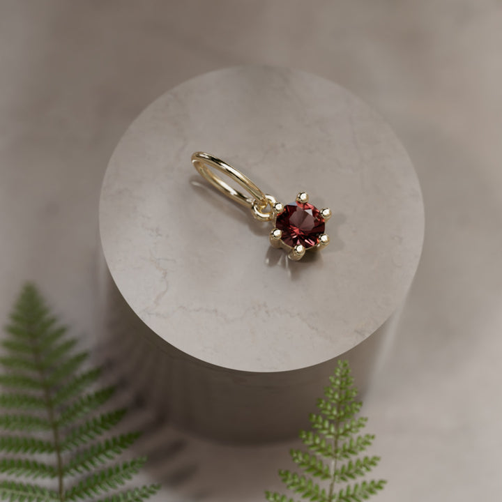 Pandantiv piatră nașterii: granat ianuarie