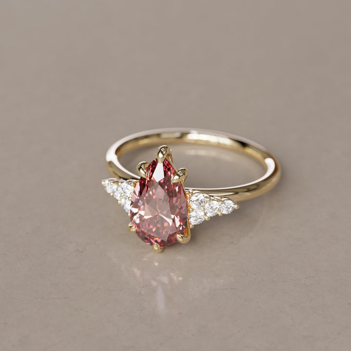 Wacholder Birne Pfirsich Labor Diamant Einzigartiger Moderner Verlobungsring