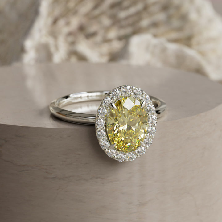 Kristina Ovaler Pink Diamant Einzigartiger Vintage Halo Verlobungsring (Nur Fassung)