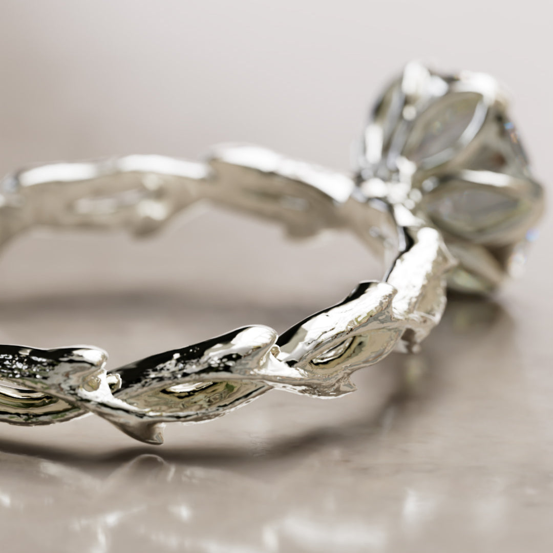 Niamh Bloem Tand Rond Laboratorium Diamant Elfen Natuur Verlovingsring
