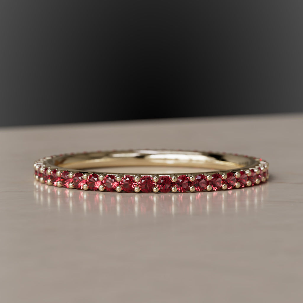 Alliance Paola Éternité, 1/2 Ct, Rubis Rouge