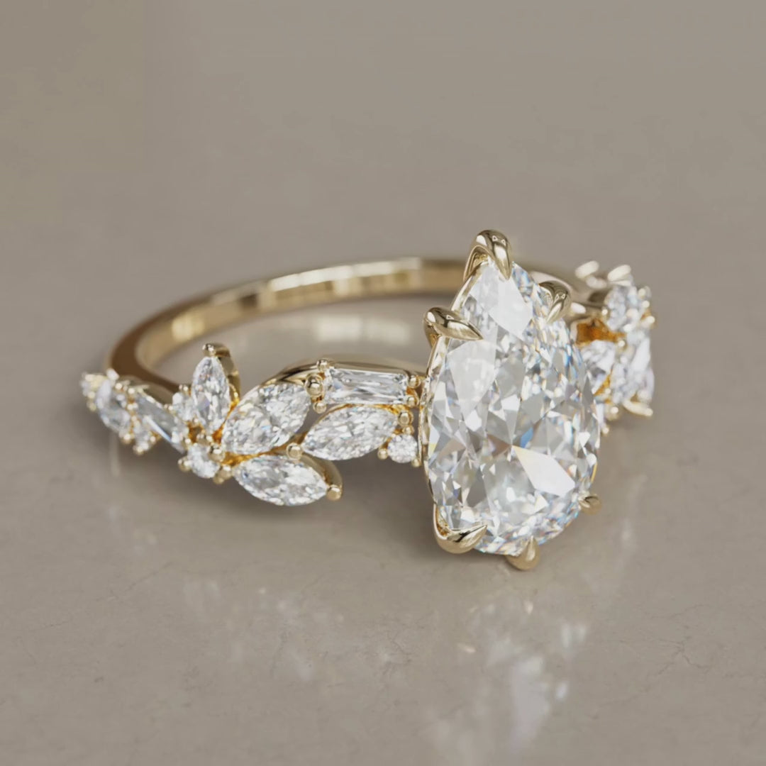 Bague de fiançailles fleur en diamant Primrose Pear Lab inspirée par la nature (monture seulement)