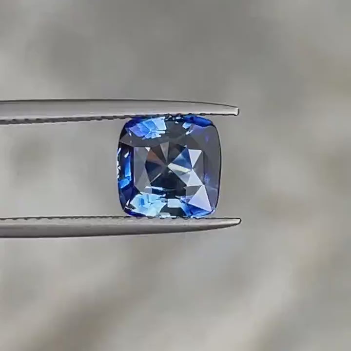 1,20 ct rond coupé bleu sarcelle saphir, 6,1 mm x 6,1 mm x 4,2 mm