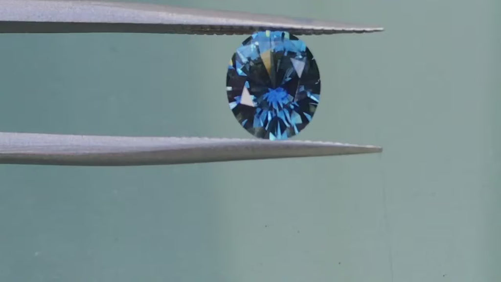 1.39 Ct Oval Cut Blue Montana Sapphire, 7.1mm × 5.4mm x 3mm