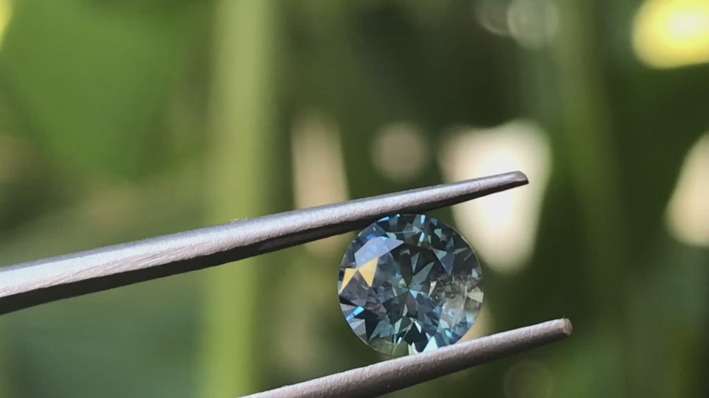 1 CT Round Blue Montana Sapphire, 5.85mm × 4.0mm